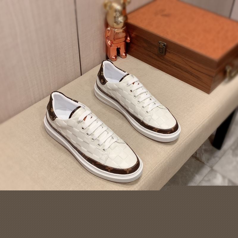 l**is V*t*n sneakers